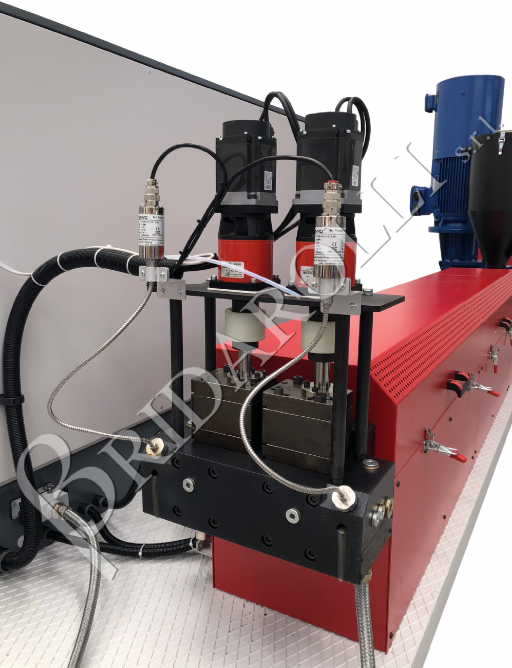 Extruders for hot melt adhesives